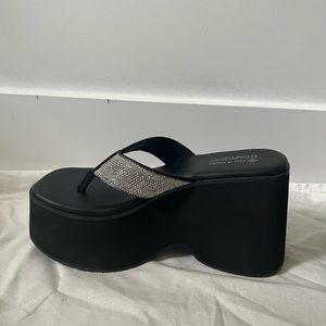 Call It Spring Jewelled Platform Flip Flop size 8